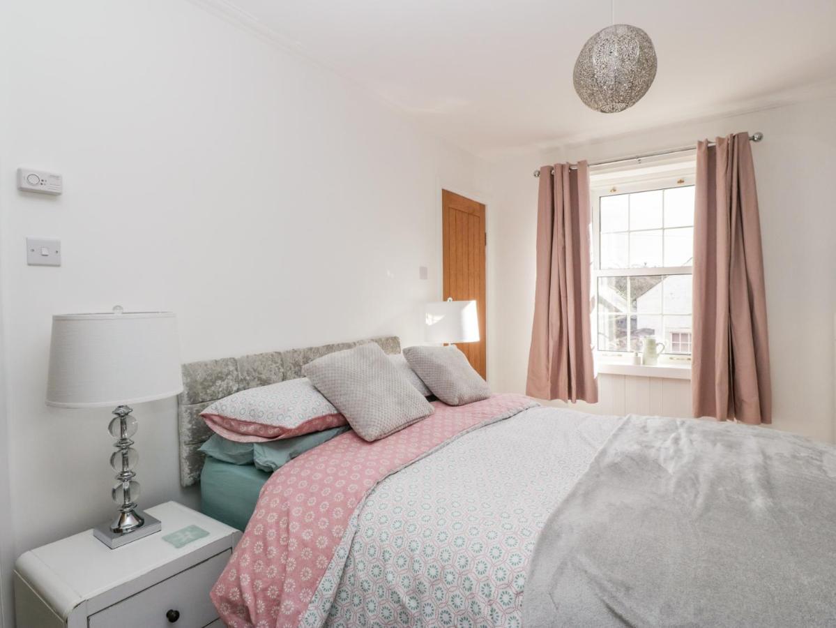 Church View Cottage Мофат Экстерьер фото